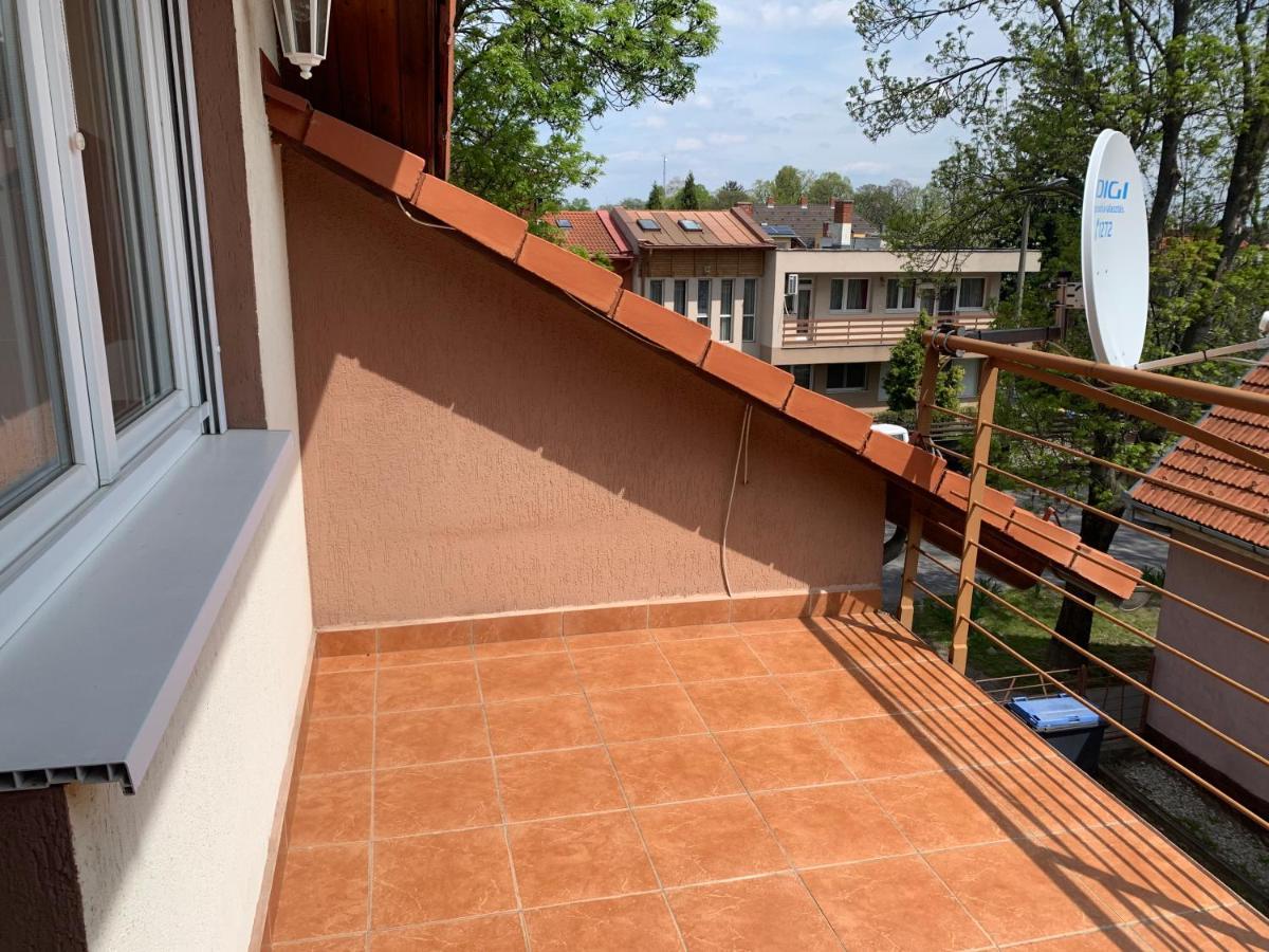 Indi Apartman Сиофок Екстериор снимка