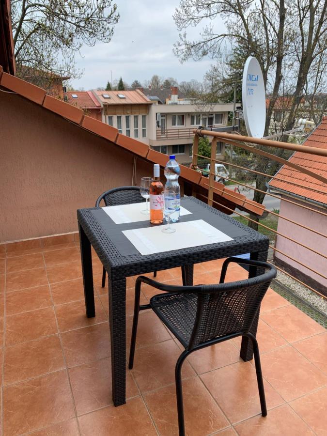 Indi Apartman Сиофок Екстериор снимка