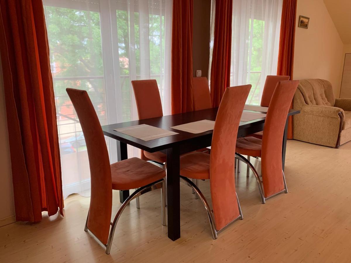 Indi Apartman Сиофок Екстериор снимка