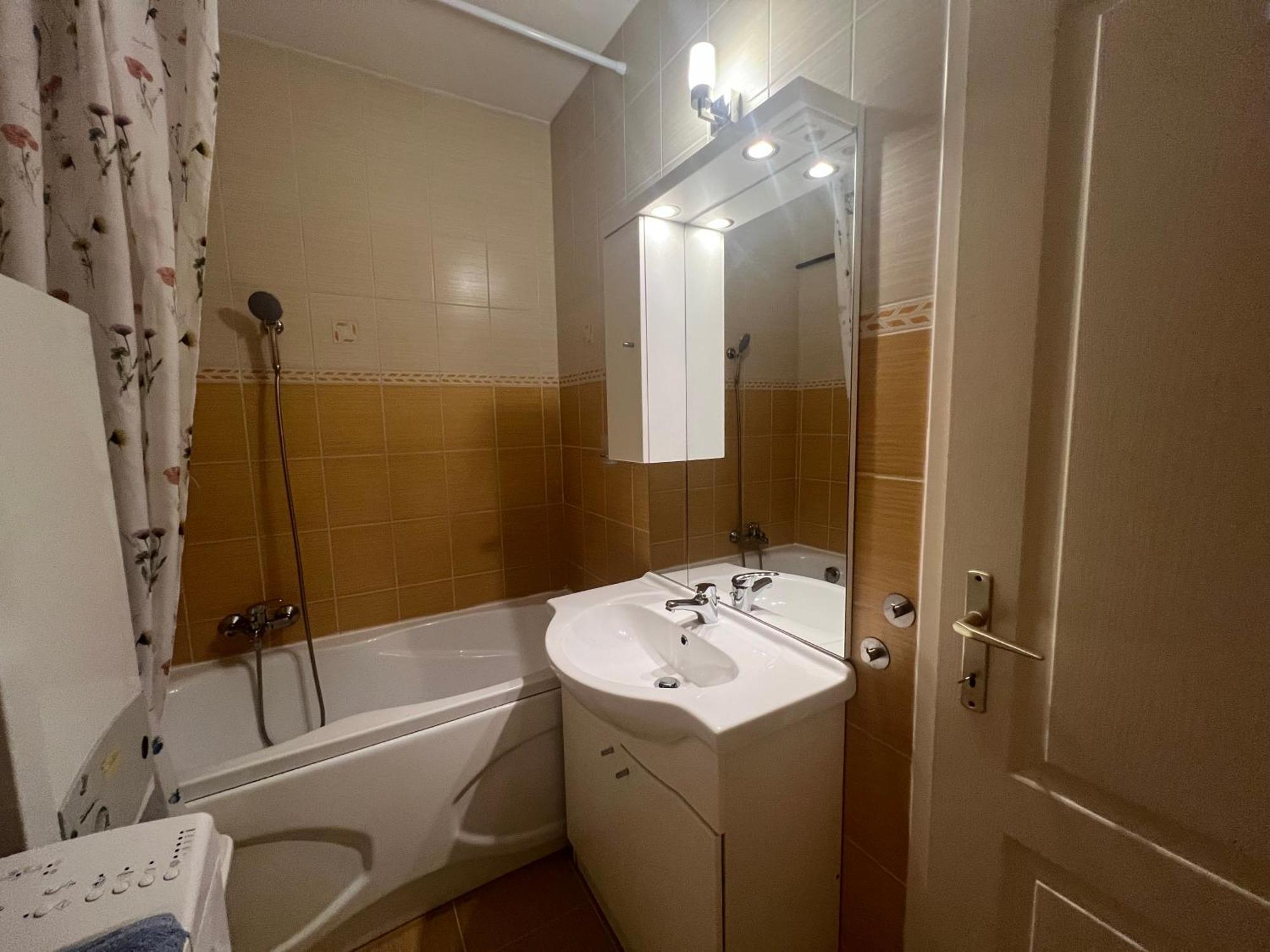 Indi Apartman Сиофок Екстериор снимка